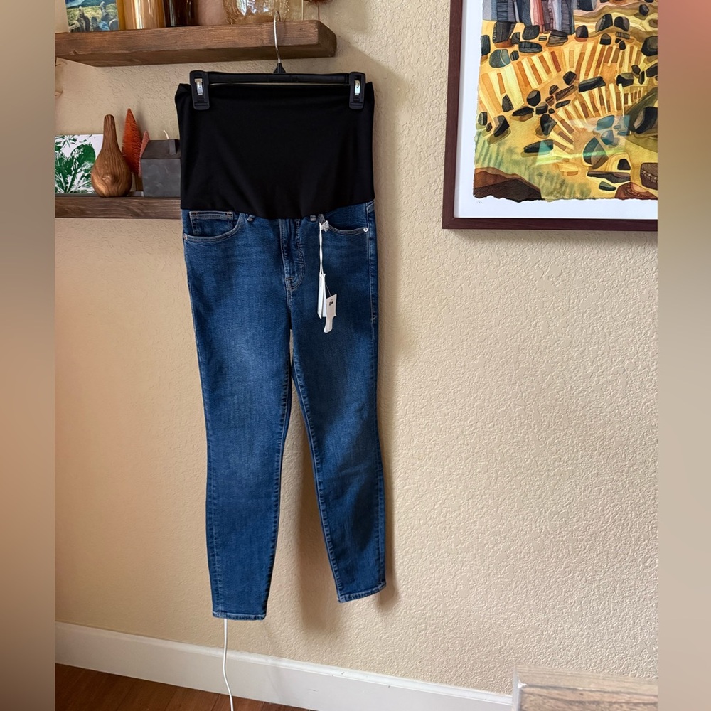 Good American Good Legs Skinny Crop Maternity Jeans